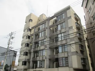 三恵上新庄ハイツ【4階】の外観