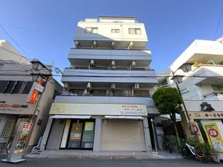 ウインズコート【3階】の外観