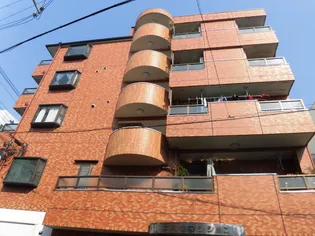 平ハツマンション【4階】の外観