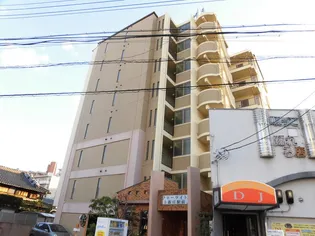 フローライト上新庄駅前【3階】の外観