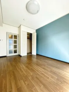 ロシェ宝塚【311号室】の居間