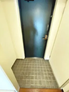 ロシェ宝塚【311号室】の玄関