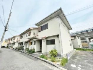 兵庫県宝塚市山本中3丁目【タウンハウス】の外観