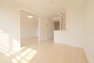 レイアフォレストⅢ【3階】の居間