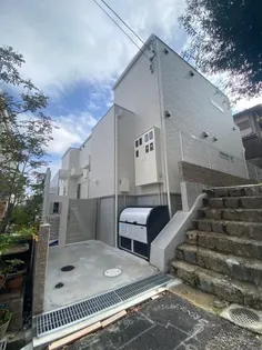 arbre fuille(アルブルフィーユ)【1階】の外観