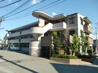 ゼフィール宝塚【3階】の外観