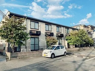レオパレスAKURA5【2階】の外観