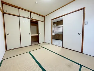 メゾンマリーゴールド【1階】の寝室