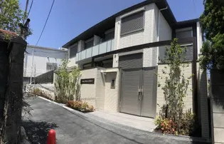 EAST VILLA 逆瀬川【102号室】の外観