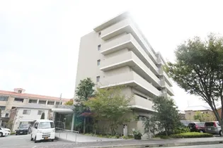 メイプルコート宝塚【6階】の外観