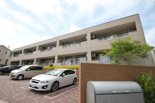 パルテール【2階】の外観