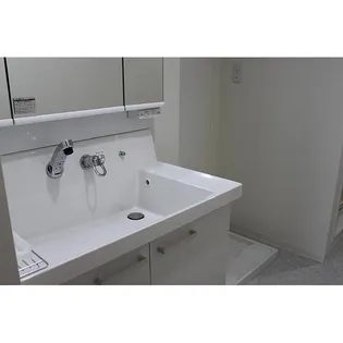 AINA【4階】の内装