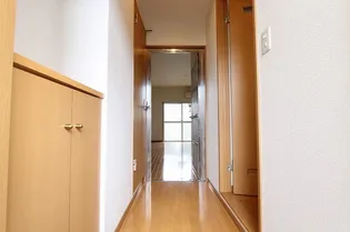 アリュール・アイ【7階】の玄関