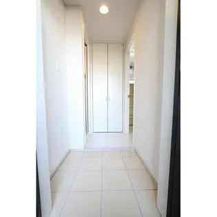 アルテイーストタワー【4階】の玄関