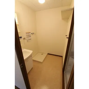 セルリア大橋【3階】の内装