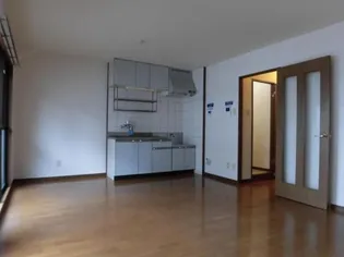 セルリア大橋【4階】の居間