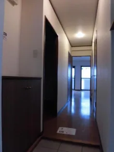 セルリア大橋【4階】の玄関