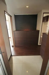 アルテマイスター堀川【4階】の玄関