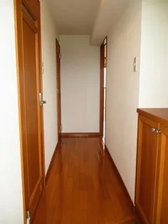 ファミリアOdo【2階】の玄関