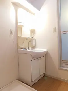 シャトル木花台F棟【201号室】の内装