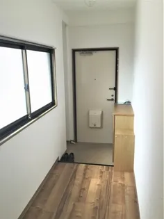 ニューサンシャインビル【3階】の玄関