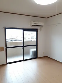 エトワール S・K【4階】の居間