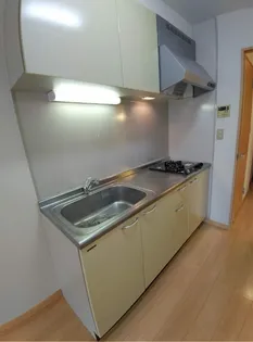 メゾン・ド・フルール【2階】のキッチン