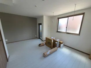 Ruhe(ルーエ)文化公園前通り【1階】の居間