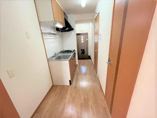 エミールシャラン・Ⅱ【1階】の内装