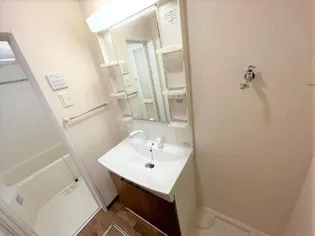 エミールシャラン・Ⅱ【1階】の内装