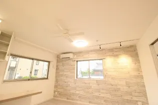 アルテマイスターカメリア【1階】の居間