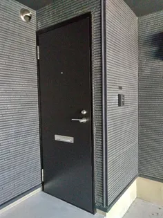 Growth Gendou C棟【1階】の玄関