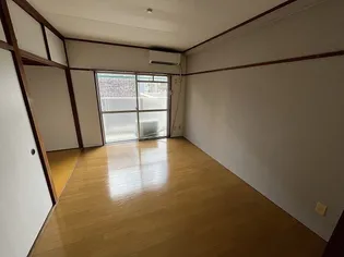 BLOC ASAHI【405号室】の居間