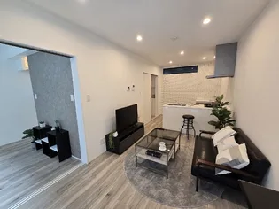 Nana A棟【1階】の居間