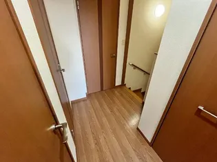 エミールシャラン・Ⅱ【2階】の内装