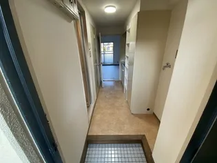 ベルトピア宮崎7【206号室】の玄関