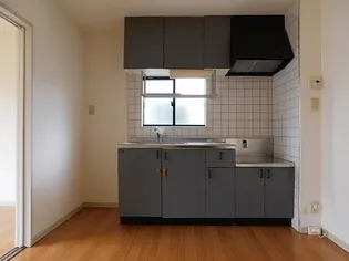 シャトル木花台H棟【101号室】のキッチン