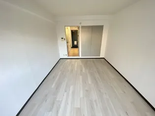 ベルトピア宮崎7【108号室】の居間