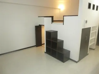 グランドアーク神宮東【602号室】の居間