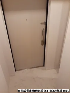 オリージャ ビルディング【4階】の玄関