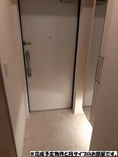 オリージャ ビルディング【6階】の玄関