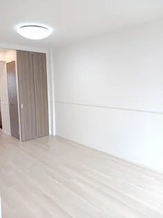 インサイド ビレッジ【2階】の居間