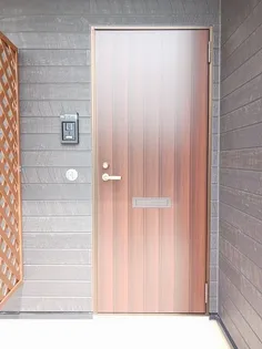 サザンクロス Ⅲ【1階】の玄関