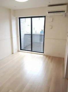 サザンクロス Ⅲ【1階】の居間