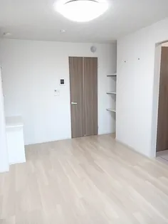 メテオール・ケイ Ⅰ【1階】の居間