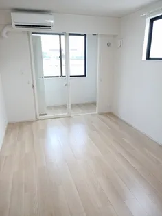 メテオール・ケイ Ⅰ【1階】の居間