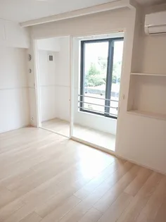 ウェル アイランドS−Ⅰ【1階】の居間