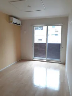 ハッピーメゾンⅤ B【1階】の居間