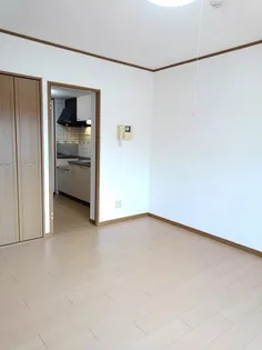 ラフィ−ナサイト2【1階】の内装