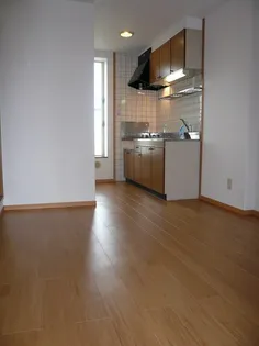 サンシャルマン【2階】の内装